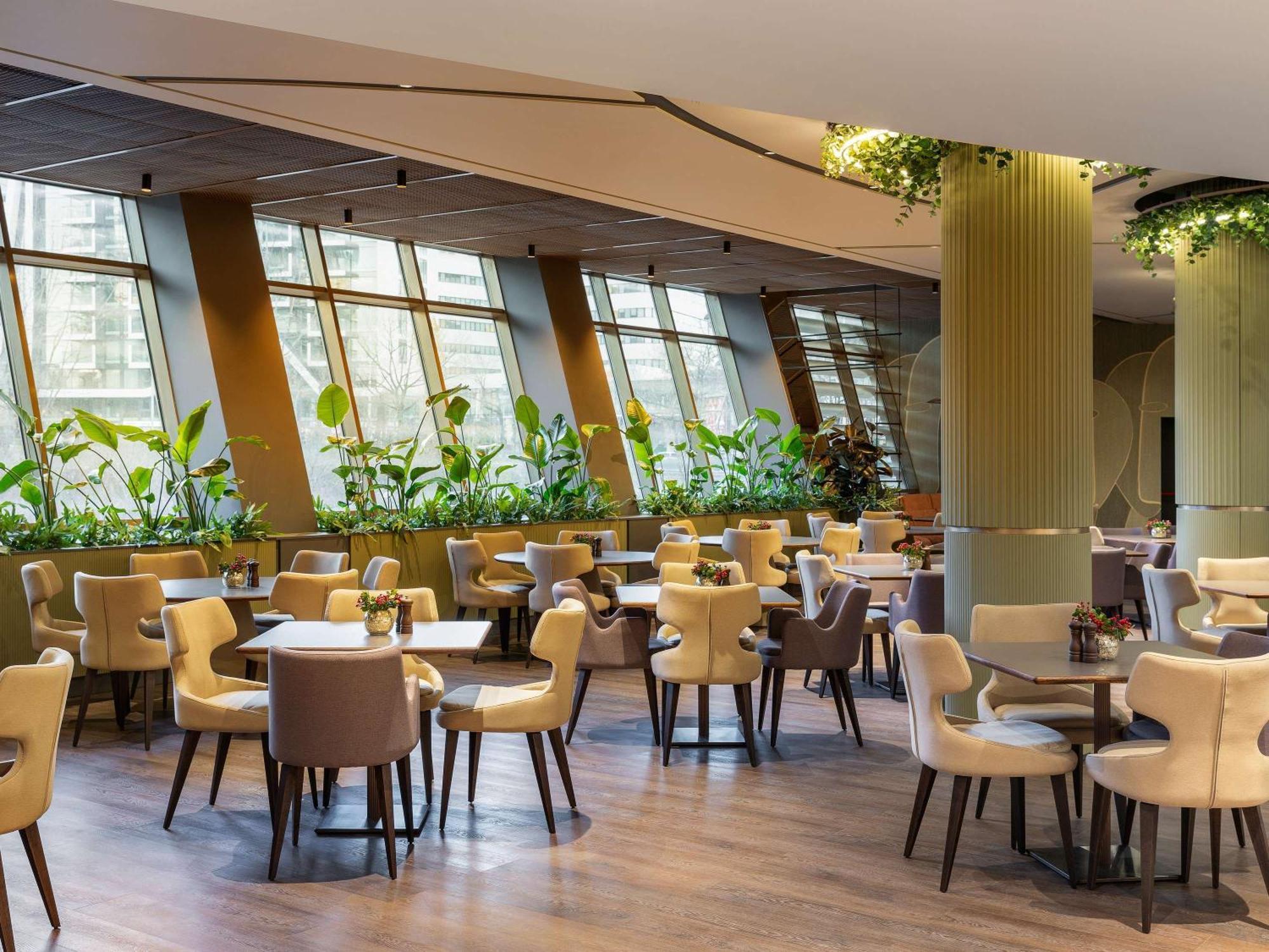 Mercure Hotel 4*
